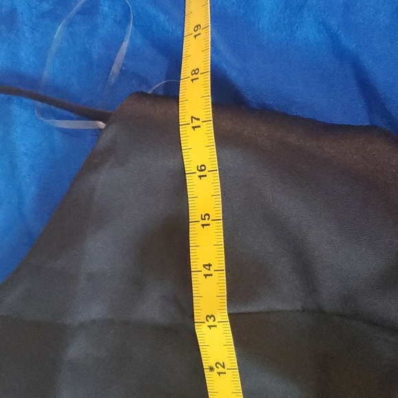 4/$30 **NWT Fashion Nova buttercup satin dress size L (slight imperfecti… - Picture 11 of 13